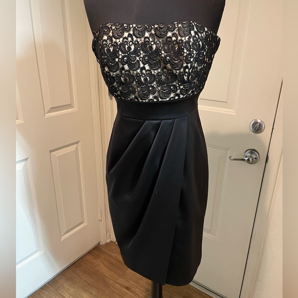 Gorgeous dress for the holidays!